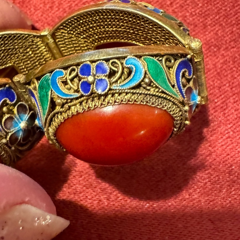 Early 19 century Chinese export piece. Filigree silver enamel and coral. - Picture 7 of 17